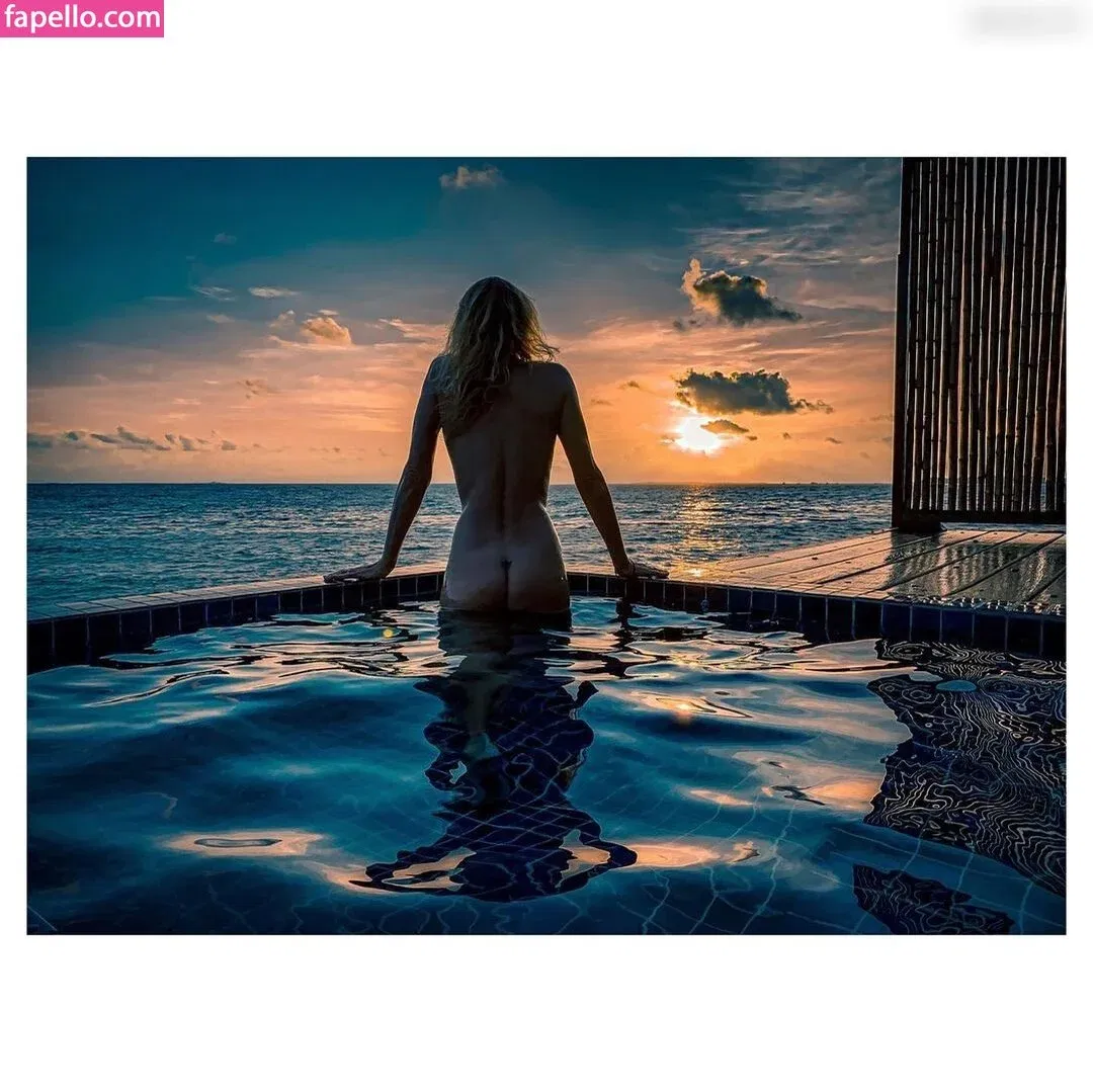 Giulia Siegel Onlyfans Photo Gallery 