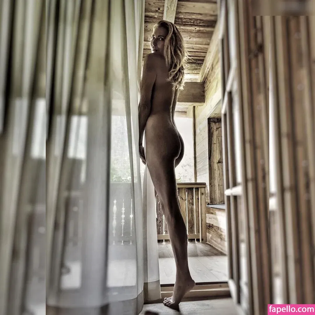 Giulia Siegel Onlyfans Photo Gallery 