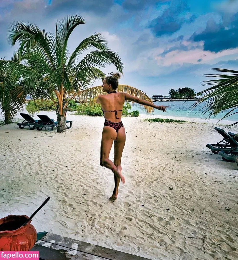 Giulia Siegel Onlyfans Photo Gallery 