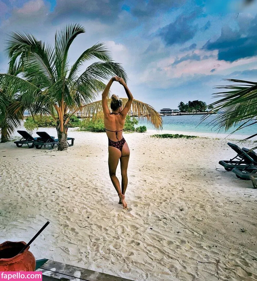 Giulia Siegel Onlyfans Photo Gallery 