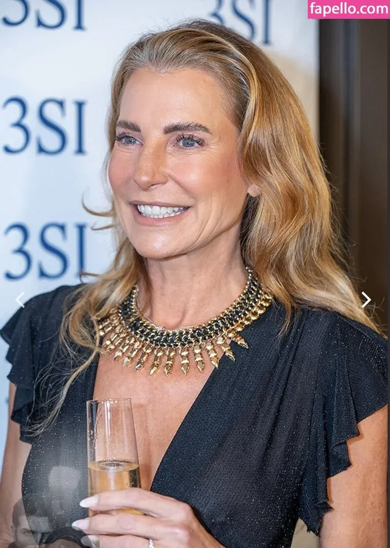 Giulia Siegel Onlyfans Photo Gallery 