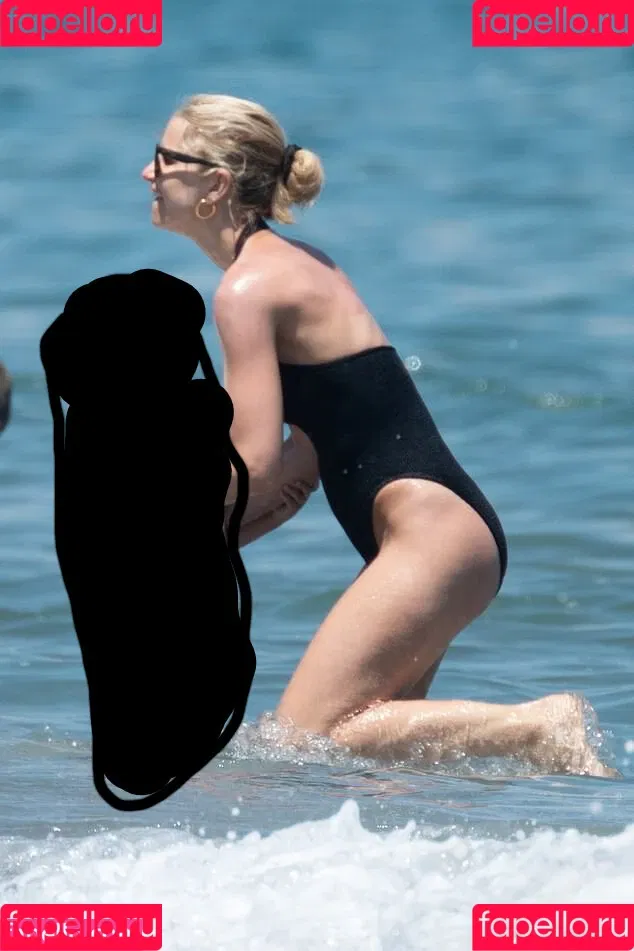 Vogue Williams Onlyfans Photo Gallery 