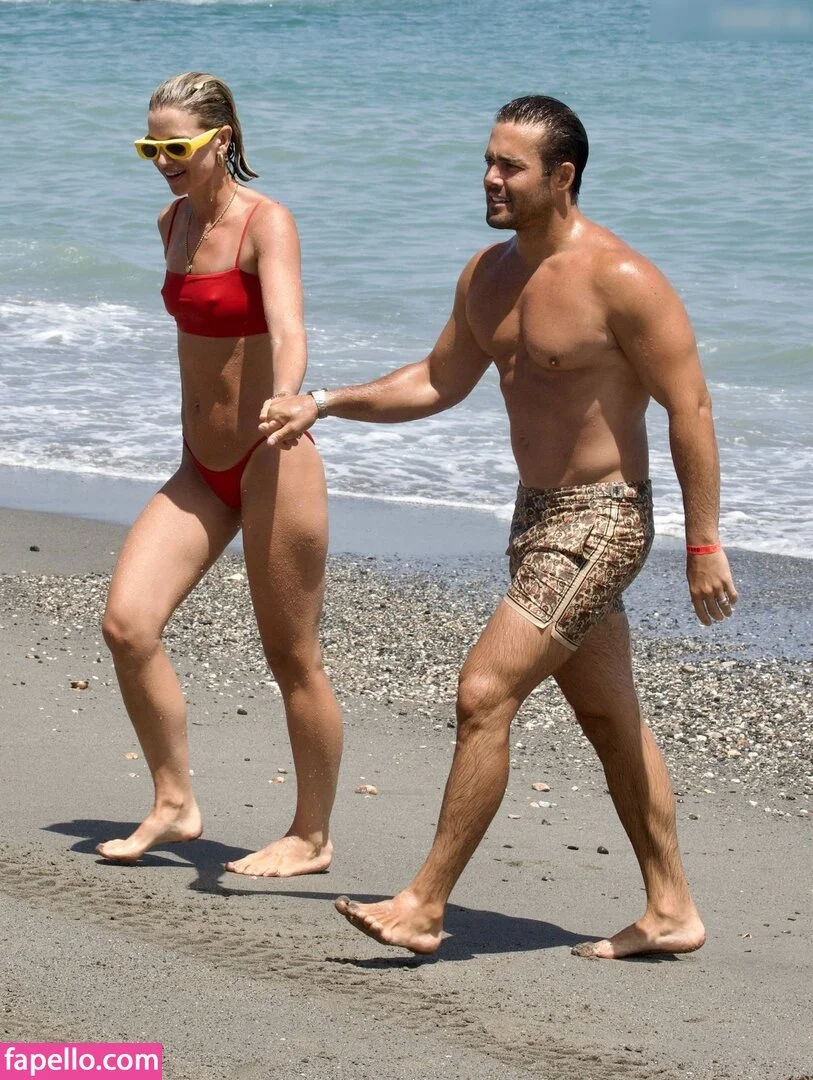 Vogue Williams Onlyfans Photo Gallery 