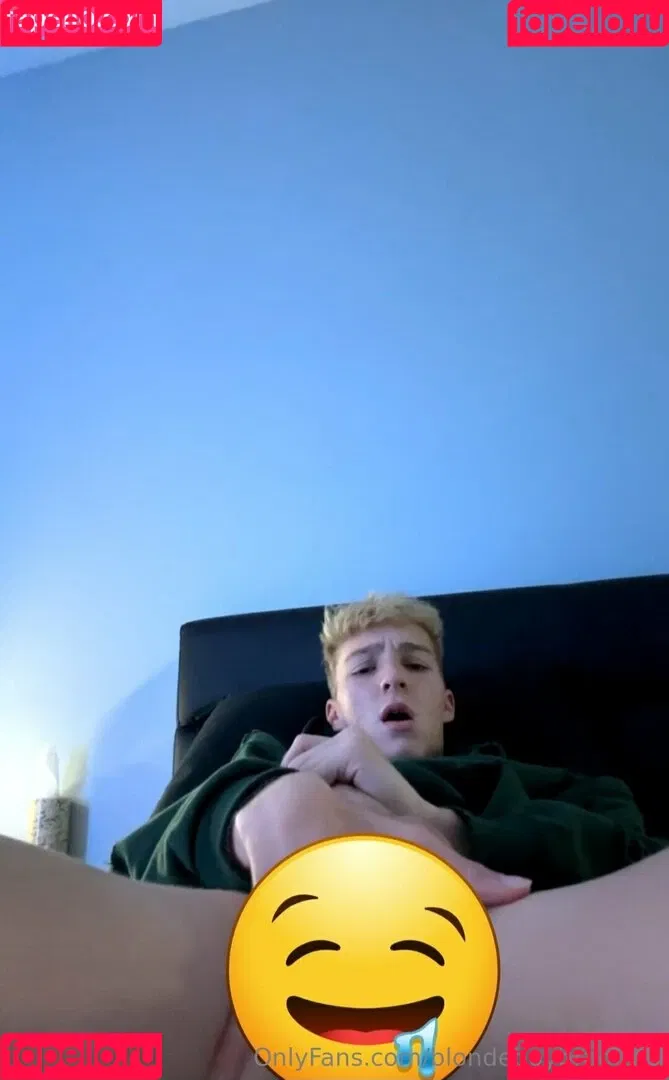 blondeboybradfree Onlyfans Photo Gallery 