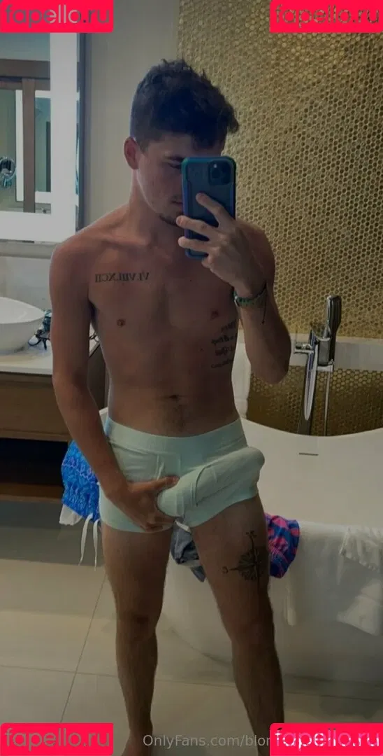 blondeboybradfree Onlyfans Photo Gallery 