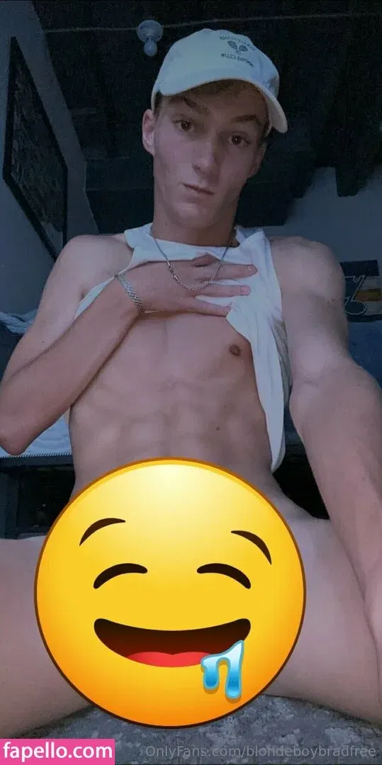 blondeboybradfree Onlyfans Photo Gallery 