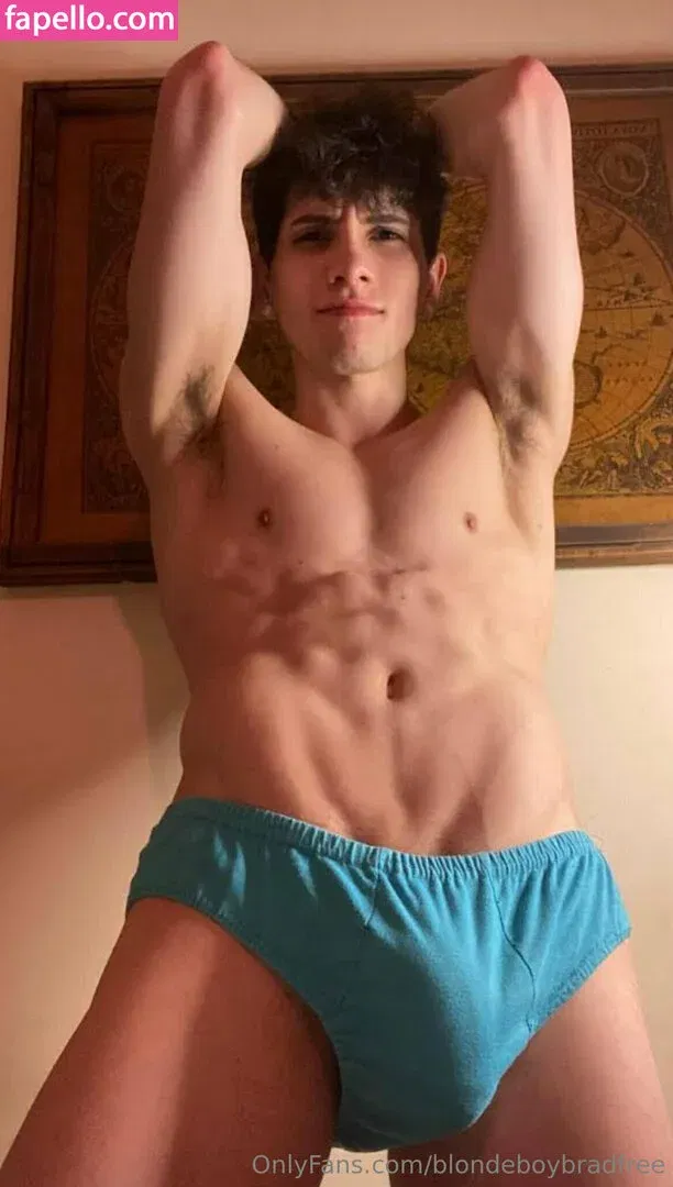 blondeboybradfree Onlyfans Photo Gallery 