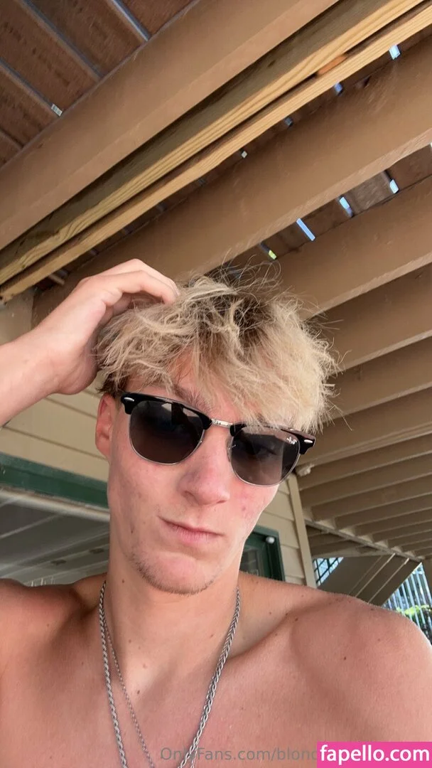 blondeboybradfree Onlyfans Photo Gallery 