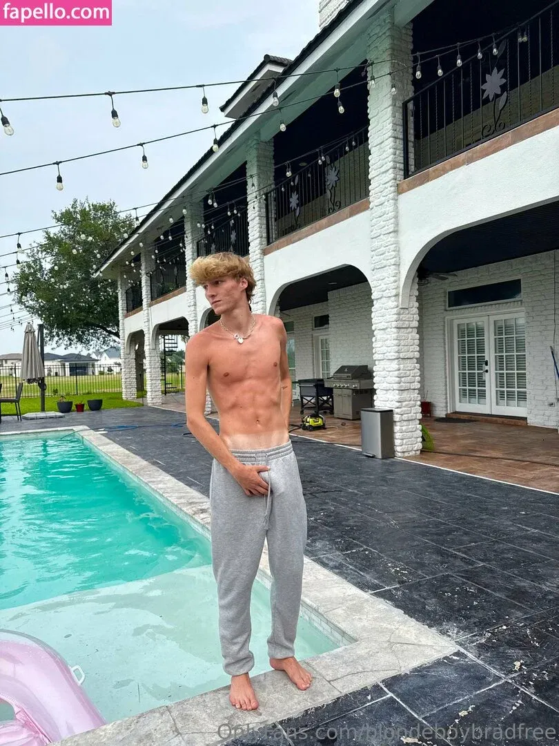 blondeboybradfree Onlyfans Photo Gallery 