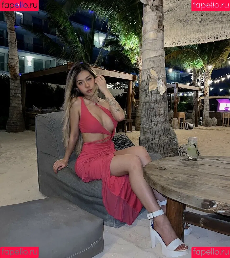 Veronica.az Onlyfans Photo Gallery 