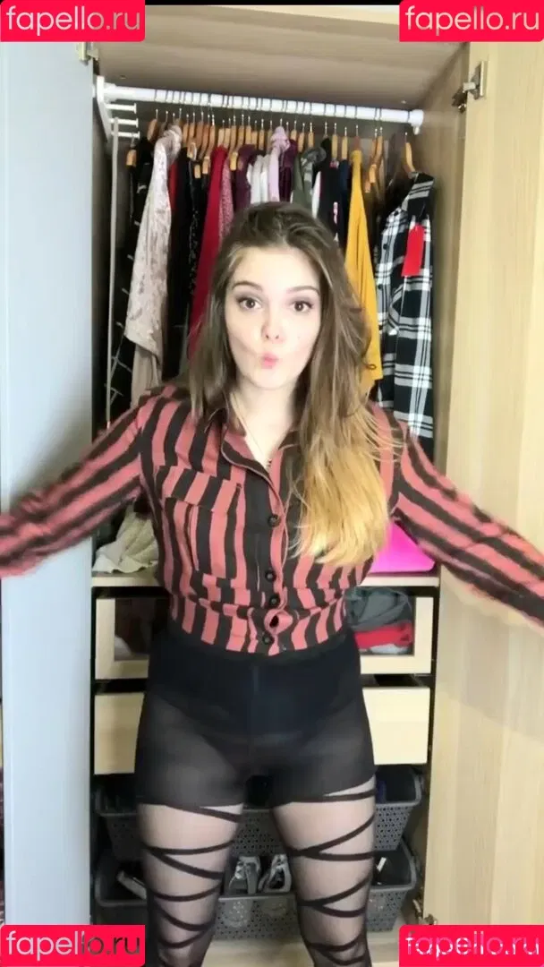 Mondwika Onlyfans Photo Gallery 
