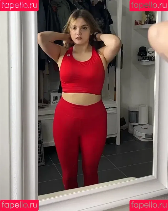 Mondwika Onlyfans Photo Gallery 