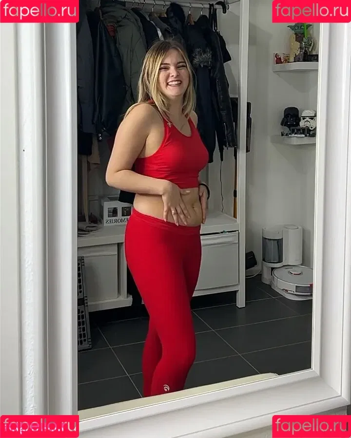 Mondwika Onlyfans Photo Gallery 