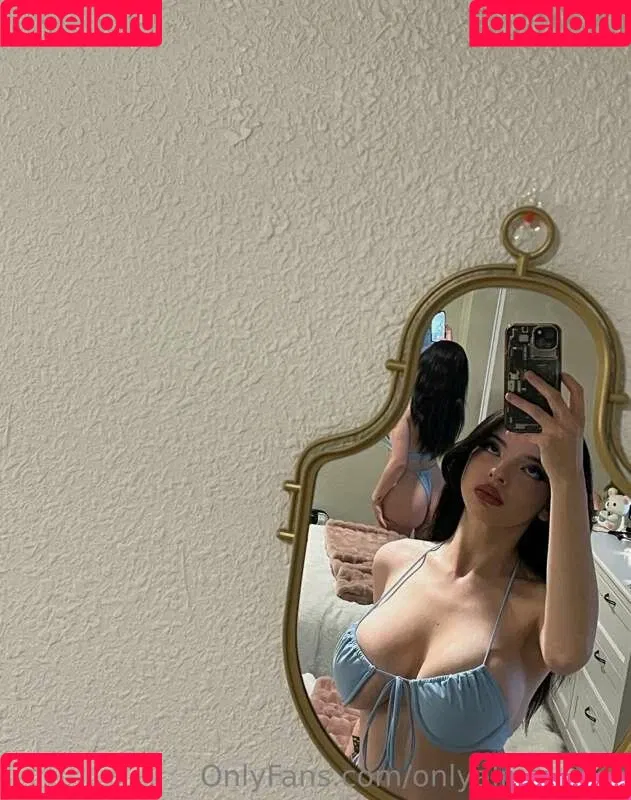 Isabel Valdez Onlyfans Photo Gallery 