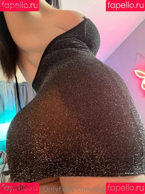 Isabel Valdez Onlyfans Photo Gallery 