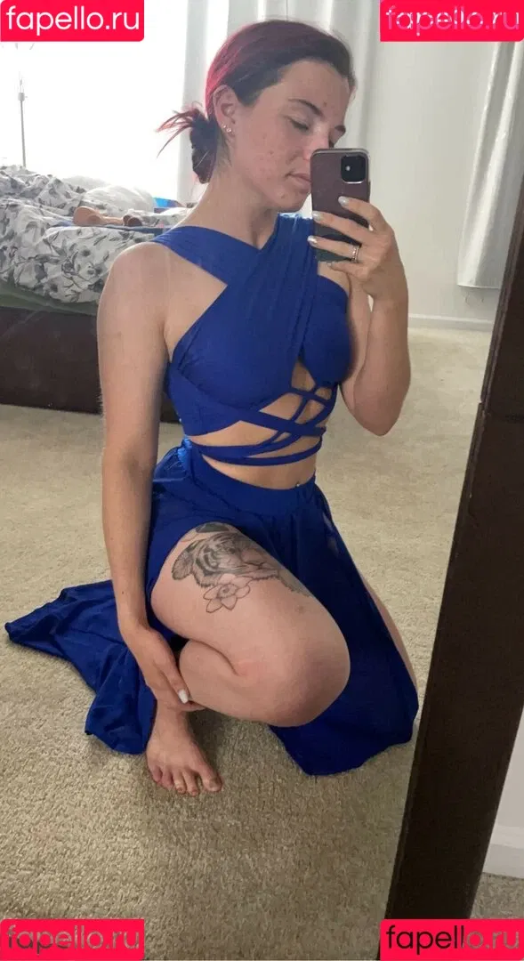 redrosebb Onlyfans Photo Gallery 