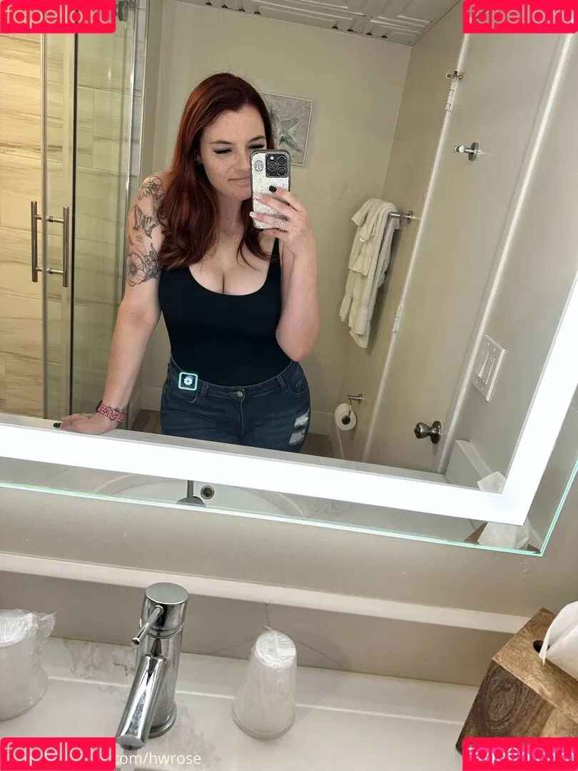 redrosebb Onlyfans Photo Gallery 