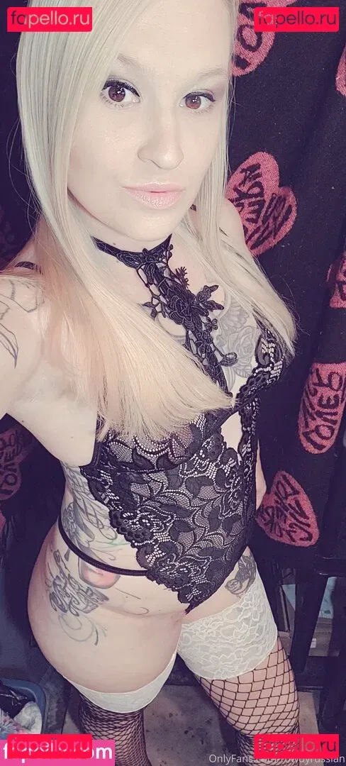 redrosebb Onlyfans Photo Gallery 