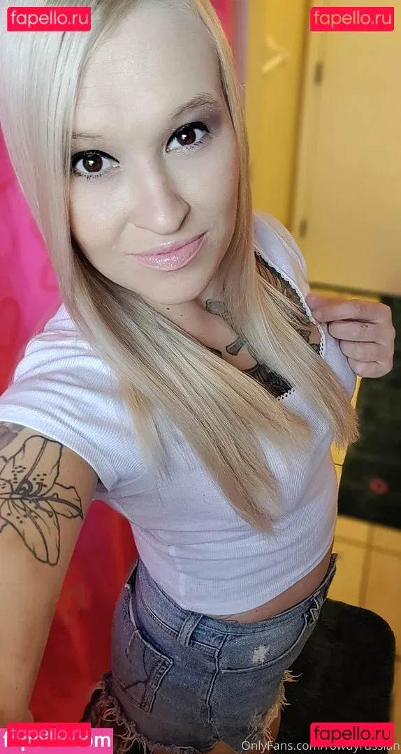 redrosebb Onlyfans Photo Gallery 