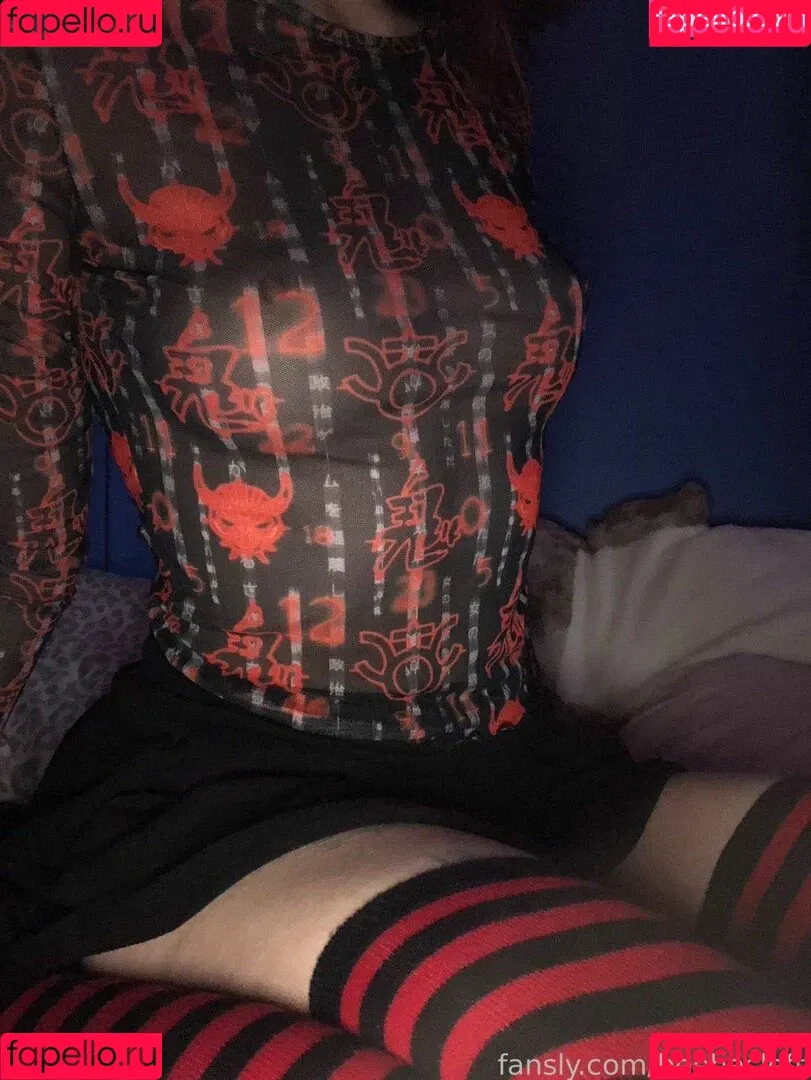 beehasleft Onlyfans Photo Gallery 