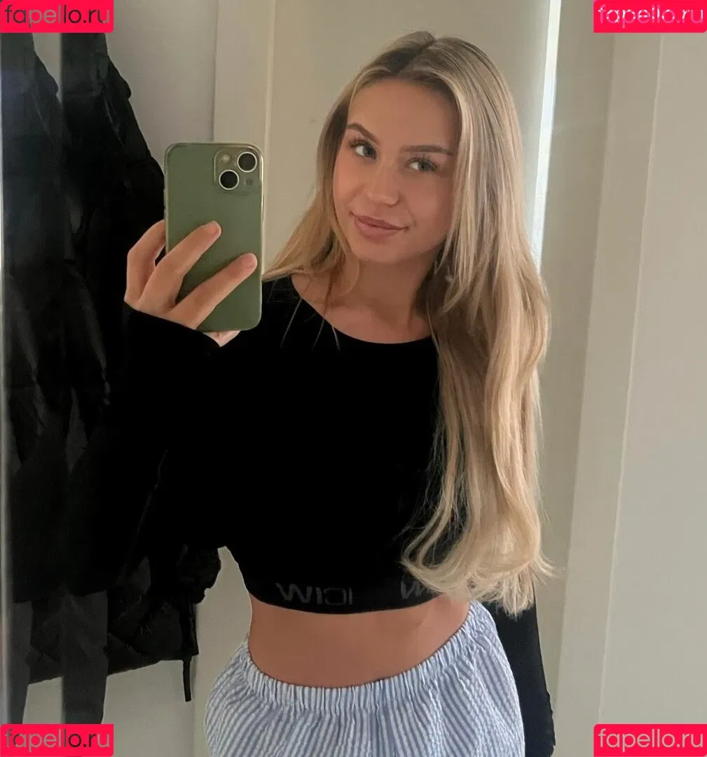 Lilly Solterbeck Onlyfans Photo Gallery 