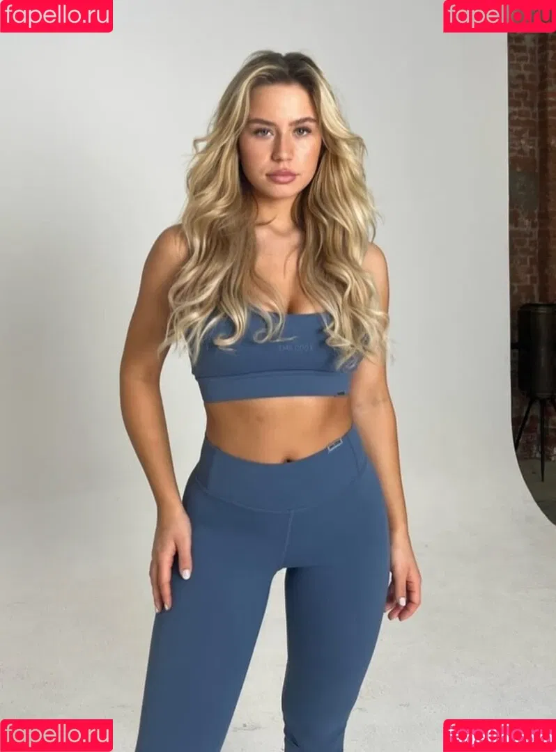 Lilly Solterbeck Onlyfans Photo Gallery 