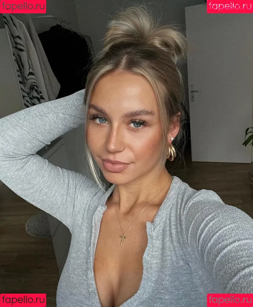 Lilly Solterbeck Onlyfans Photo Gallery 