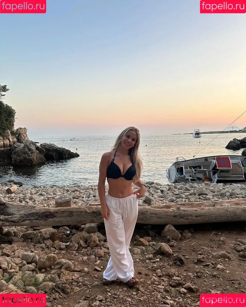 Lilly Solterbeck Onlyfans Photo Gallery 