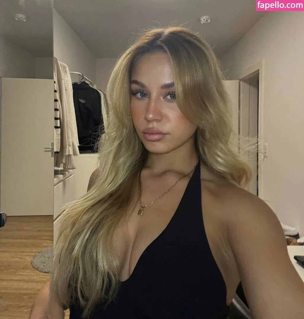 Lilly Solterbeck Onlyfans Photo Gallery 