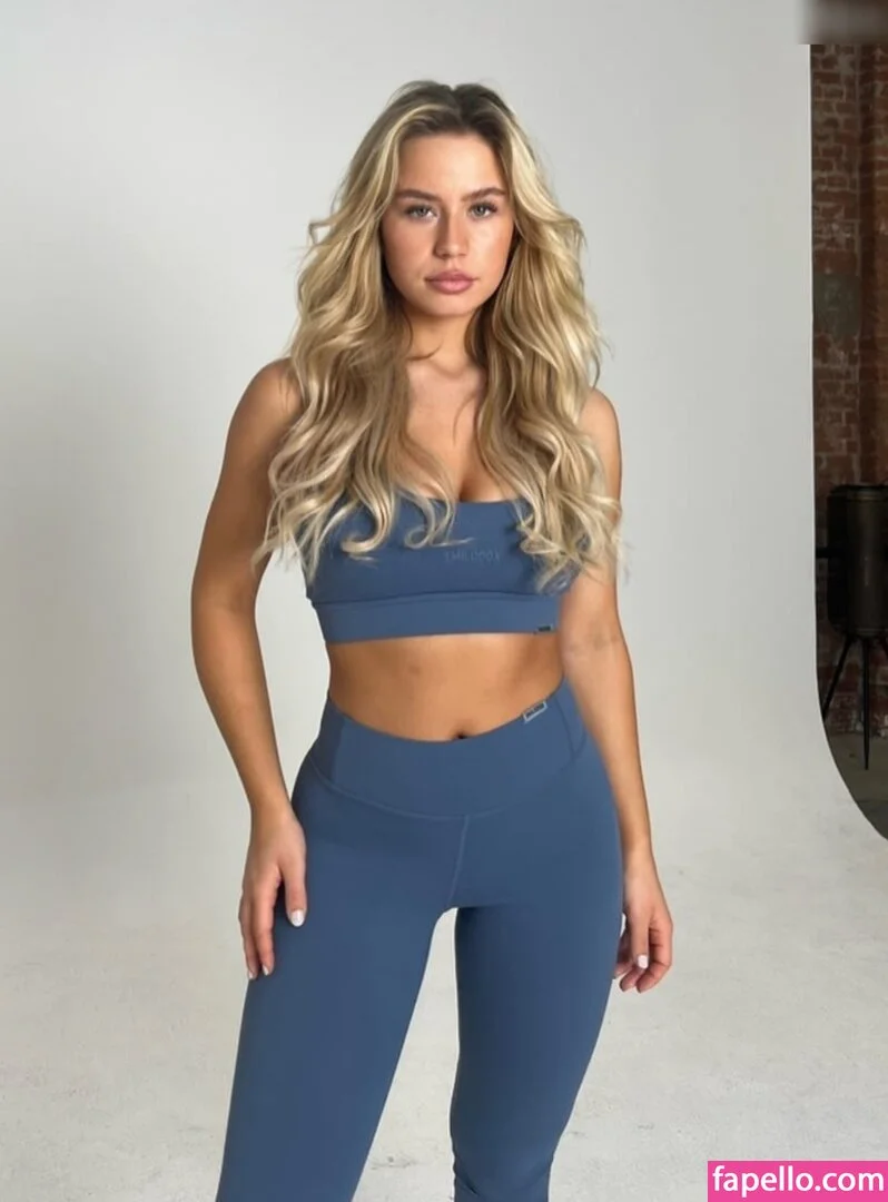 Lilly Solterbeck Onlyfans Photo Gallery 