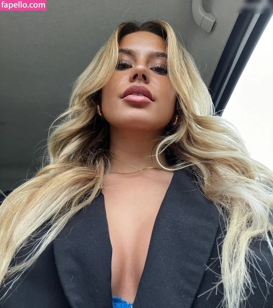 Lilly Solterbeck Onlyfans Photo Gallery 