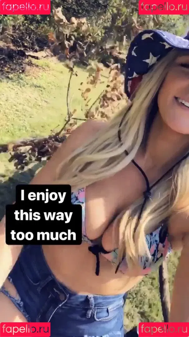 Amanda Sipos Onlyfans Photo Gallery 
