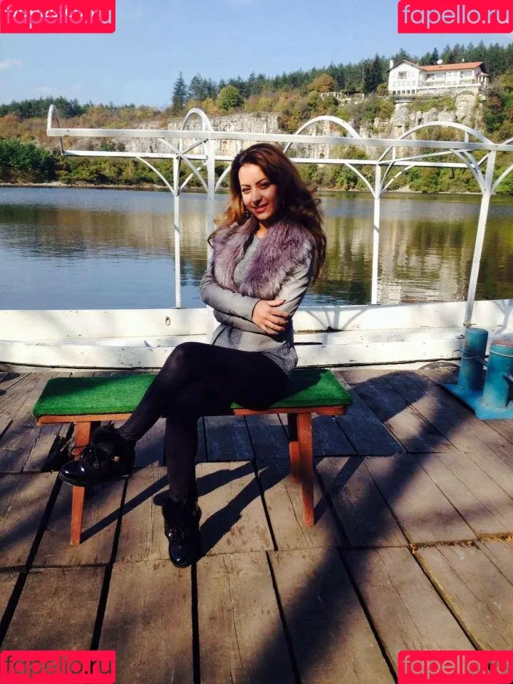 Marinela Adalbertova Onlyfans Photo Gallery 