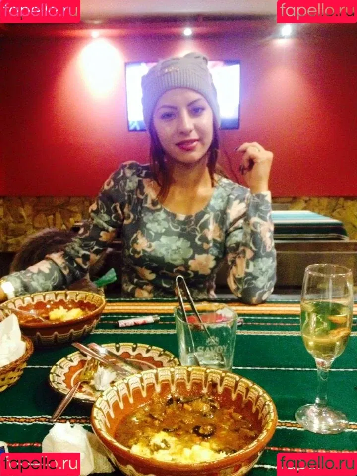 Marinela Adalbertova Onlyfans Photo Gallery 