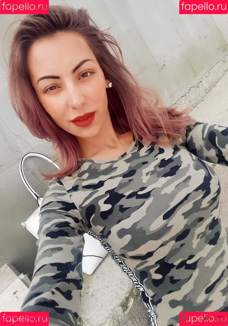 Marinela Adalbertova Onlyfans Photo Gallery 