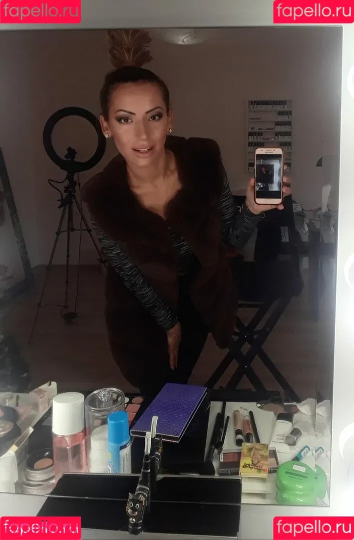 Marinela Adalbertova Onlyfans Photo Gallery 