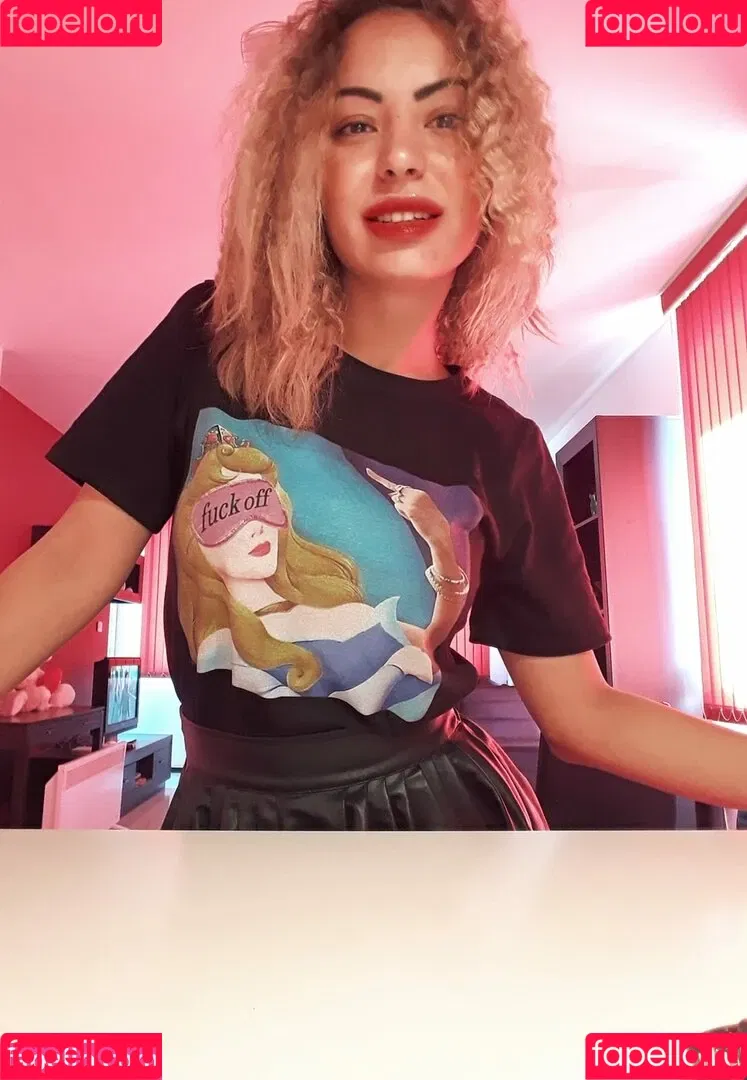 Marinela Adalbertova Onlyfans Photo Gallery 