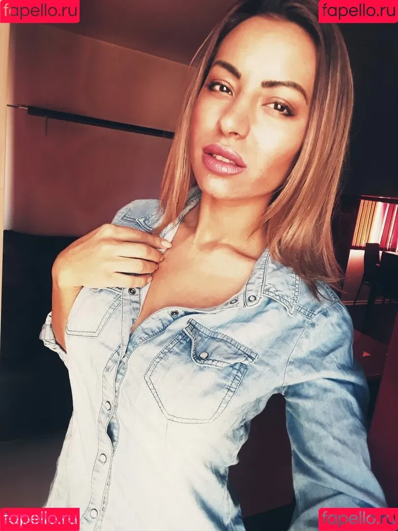 Marinela Adalbertova Onlyfans Photo Gallery 
