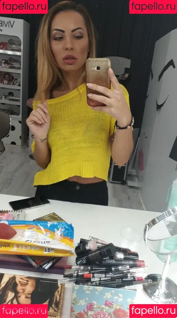 Marinela Adalbertova Onlyfans Photo Gallery 