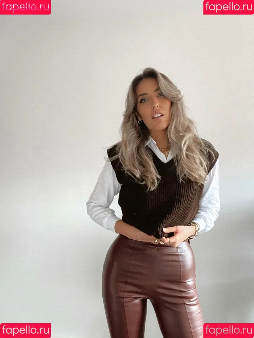 Stacey Lodge Onlyfans Photo Gallery 