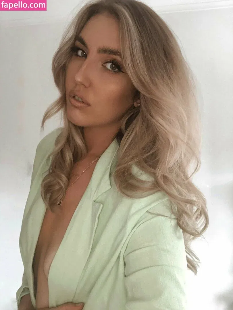 Stacey Lodge Onlyfans Photo Gallery 