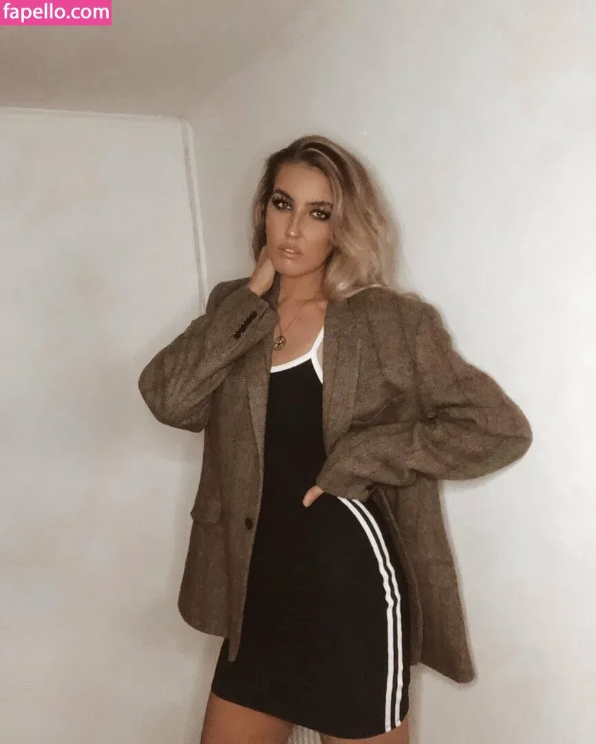 Stacey Lodge Onlyfans Photo Gallery 