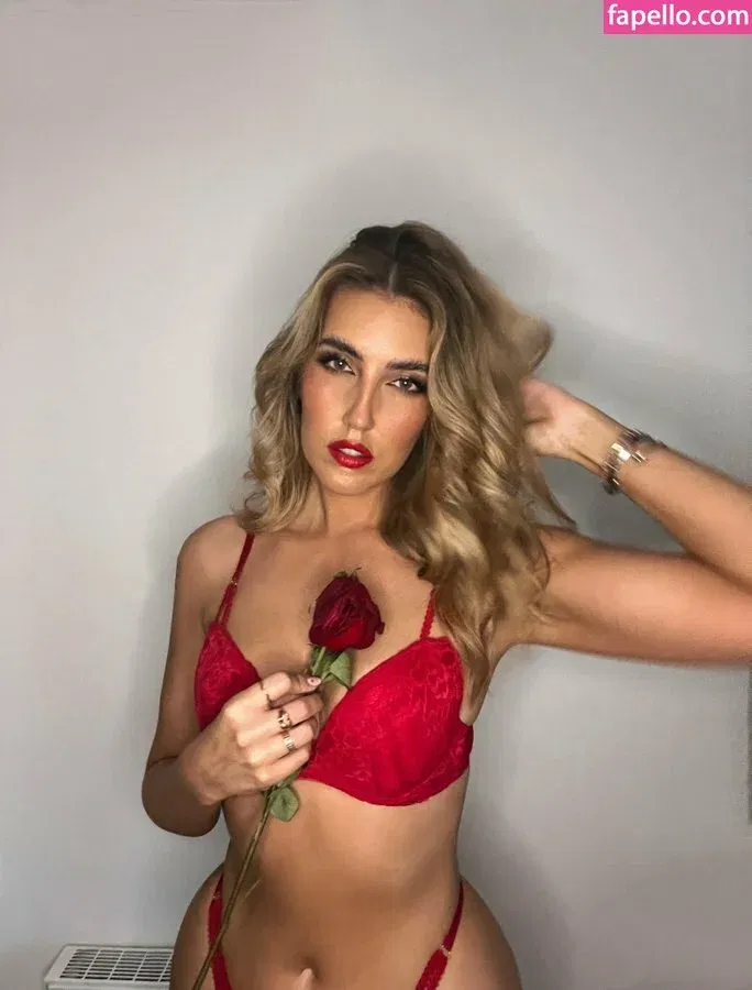 Stacey Lodge Onlyfans Photo Gallery 