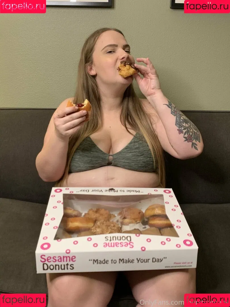 burstingbabe Onlyfans Photo Gallery 