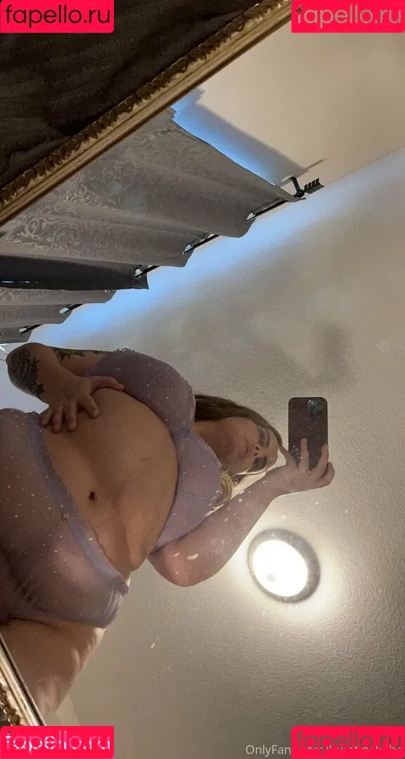 burstingbabe Onlyfans Photo Gallery 