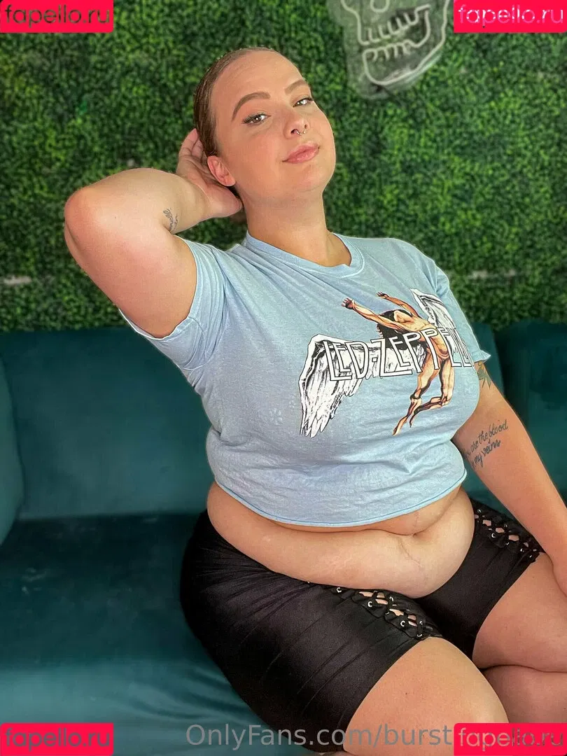 burstingbabe Onlyfans Photo Gallery 