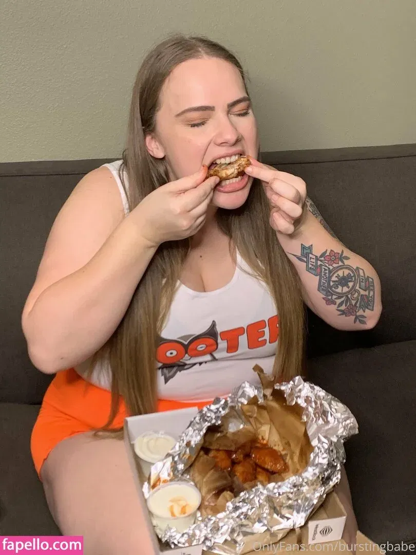 burstingbabe Onlyfans Photo Gallery 