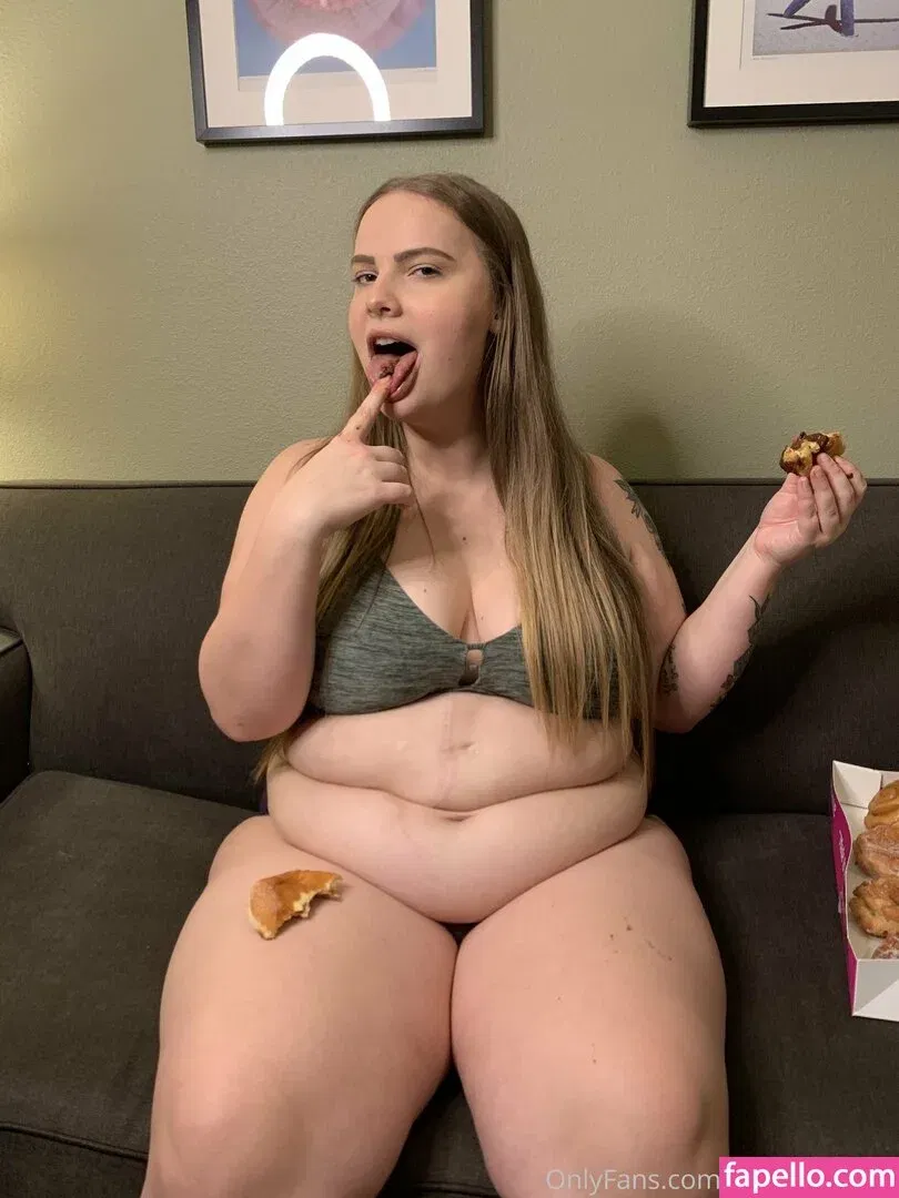 burstingbabe Onlyfans Photo Gallery 