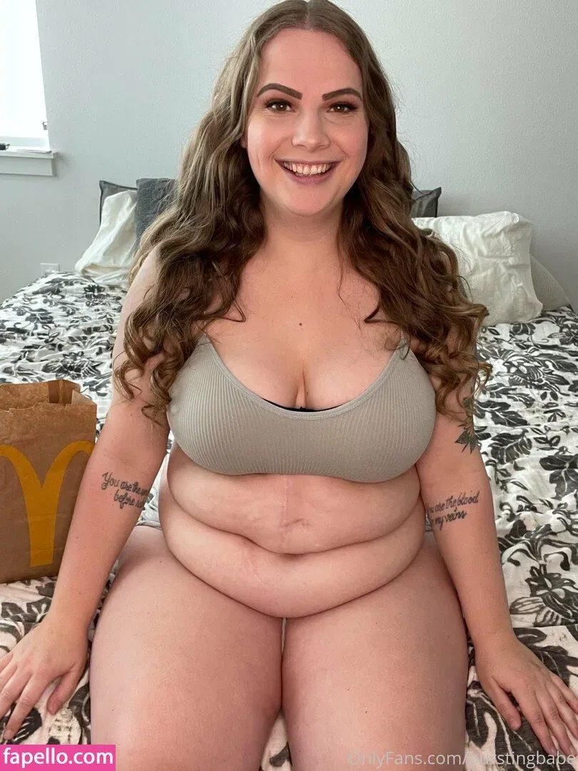 burstingbabe Onlyfans Photo Gallery 