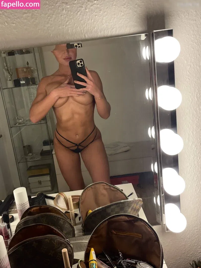 Nicodentodria Onlyfans Photo Gallery 